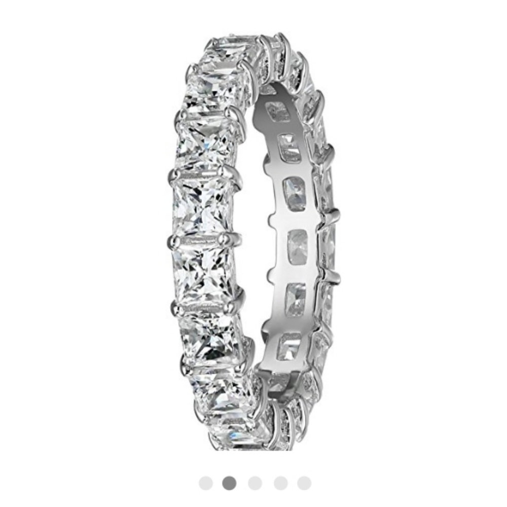 Swarovski Zirconia Diamond Band